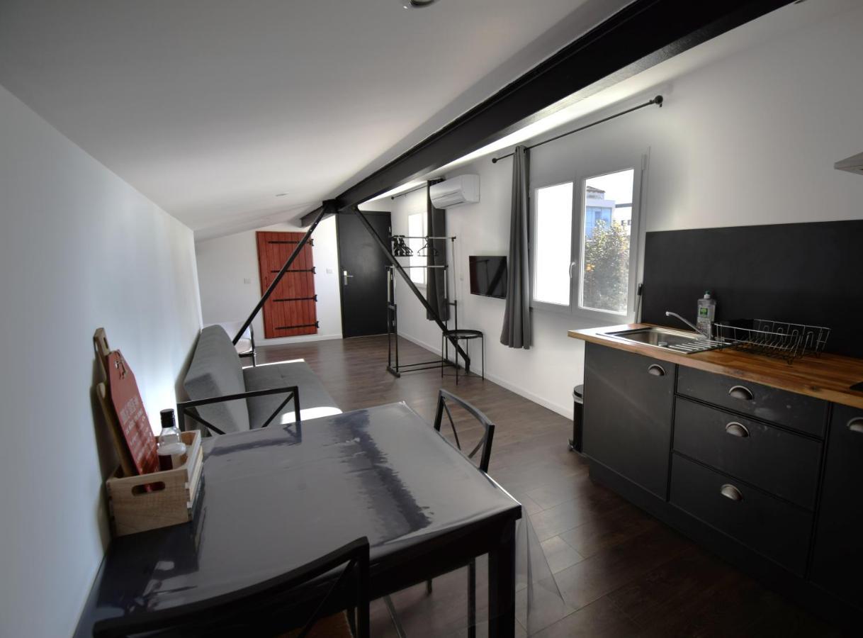 Studio Industriel A 50 M De La Plage Et Du Port Meze Exterior photo